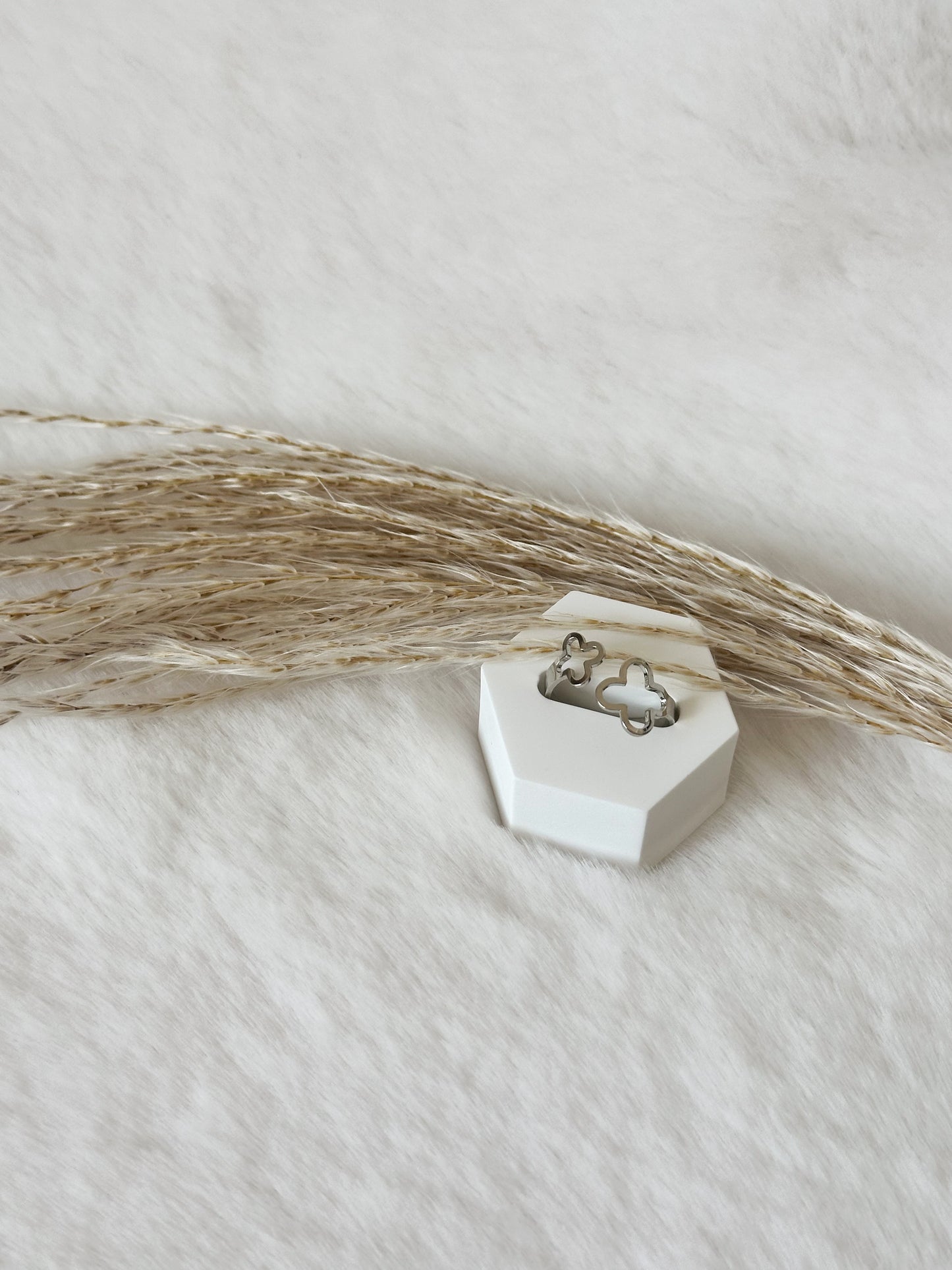 Cloverleaf ~ Ring