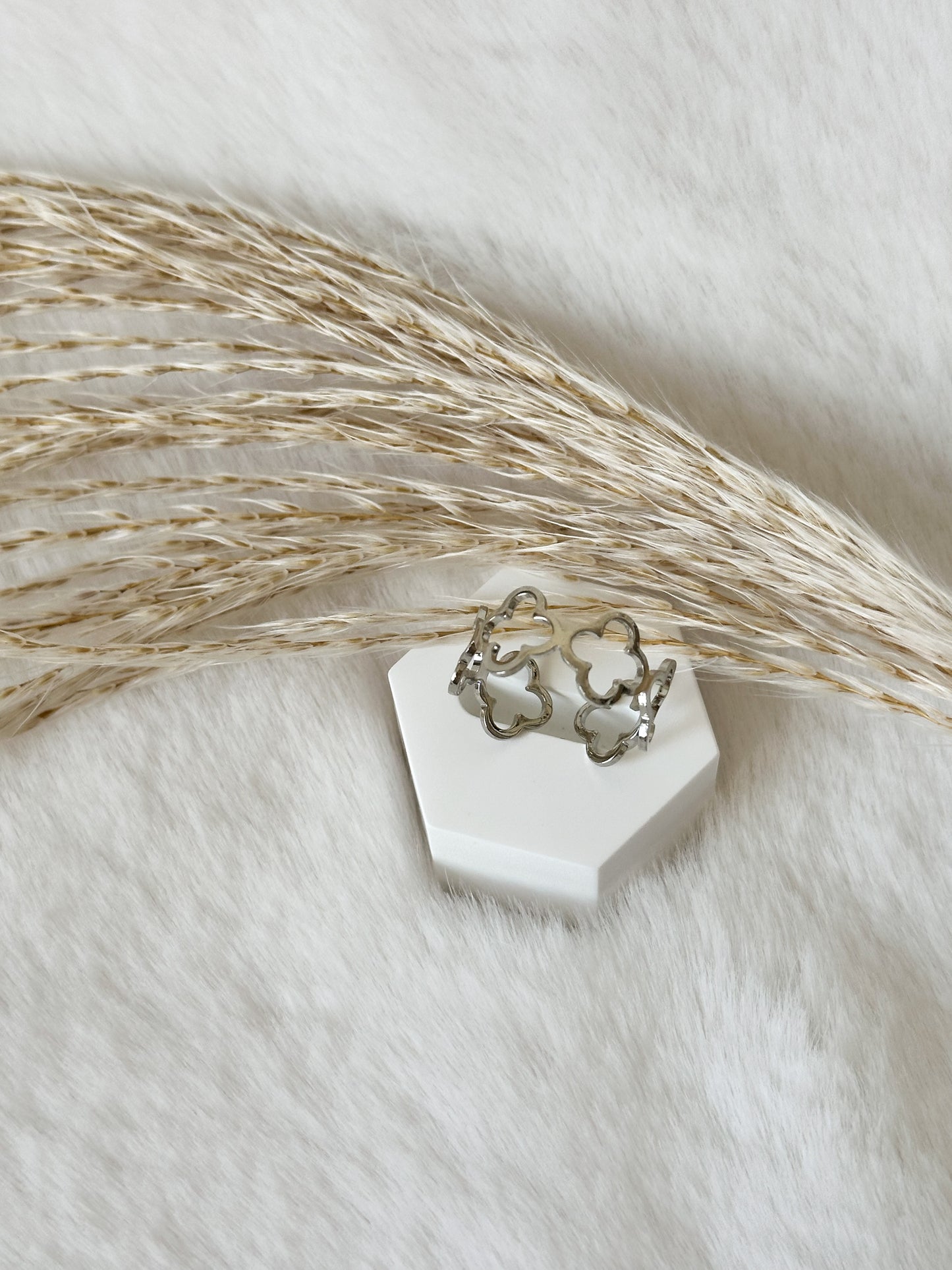 Clover Cute Ring